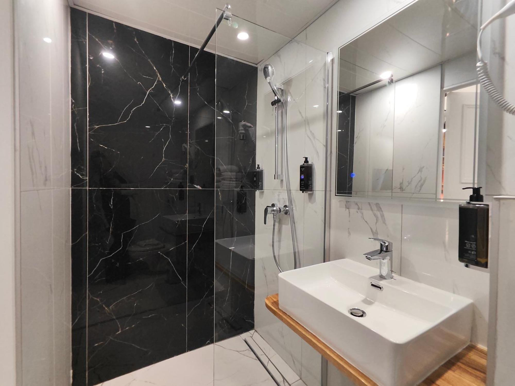 Hotel Atelier Montparnasse