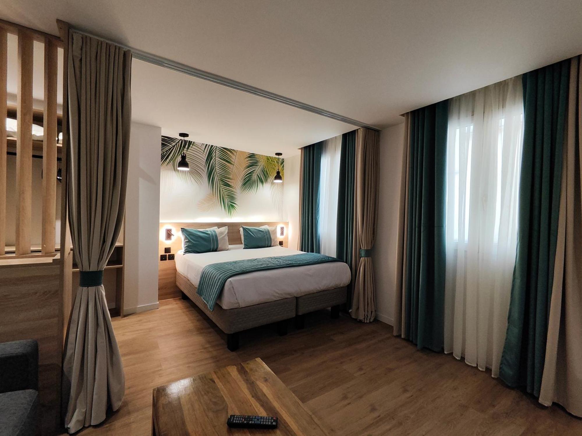 Hotel Atelier Montparnasse 3*