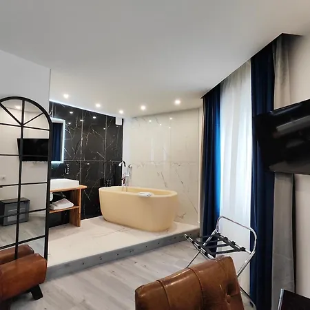 Hotel Atelier Montparnasse Parigi